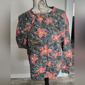 Woman's large sonoma sweatshirt green pink flower